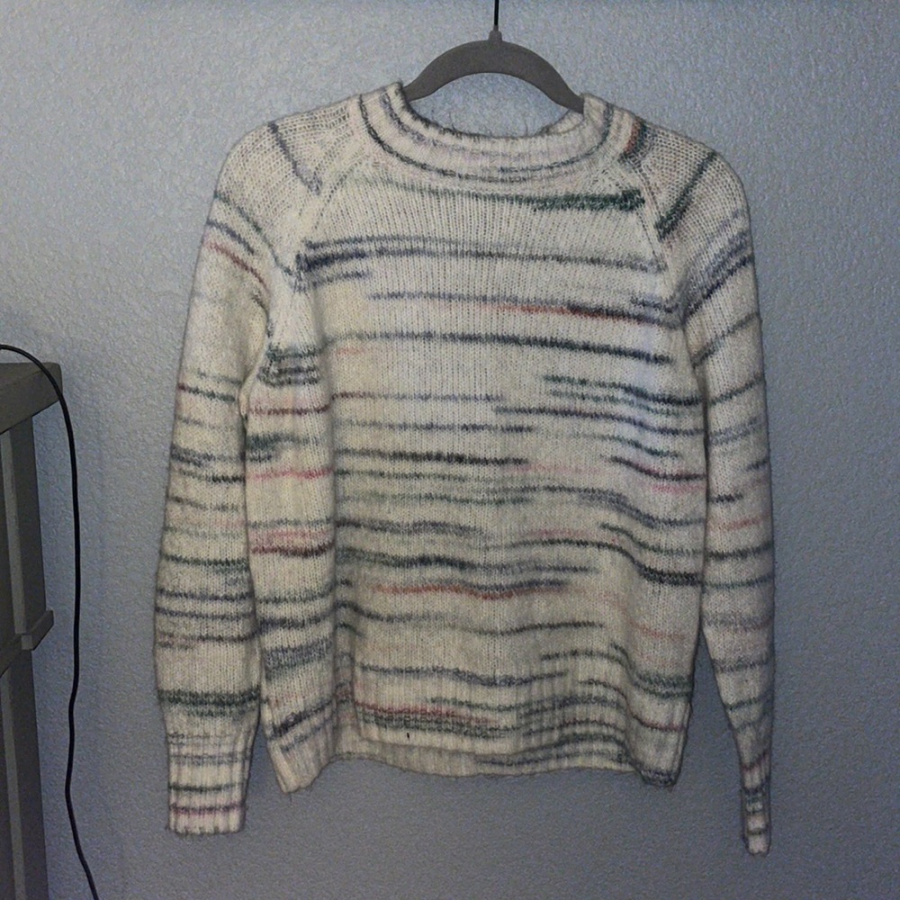 Cozy Nit Sweater with a Small Turtleneck